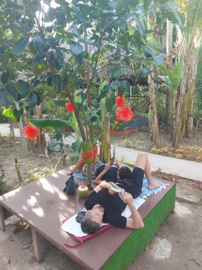 Homestay Nam Ham Luong Ben Tre Eksteriør billede