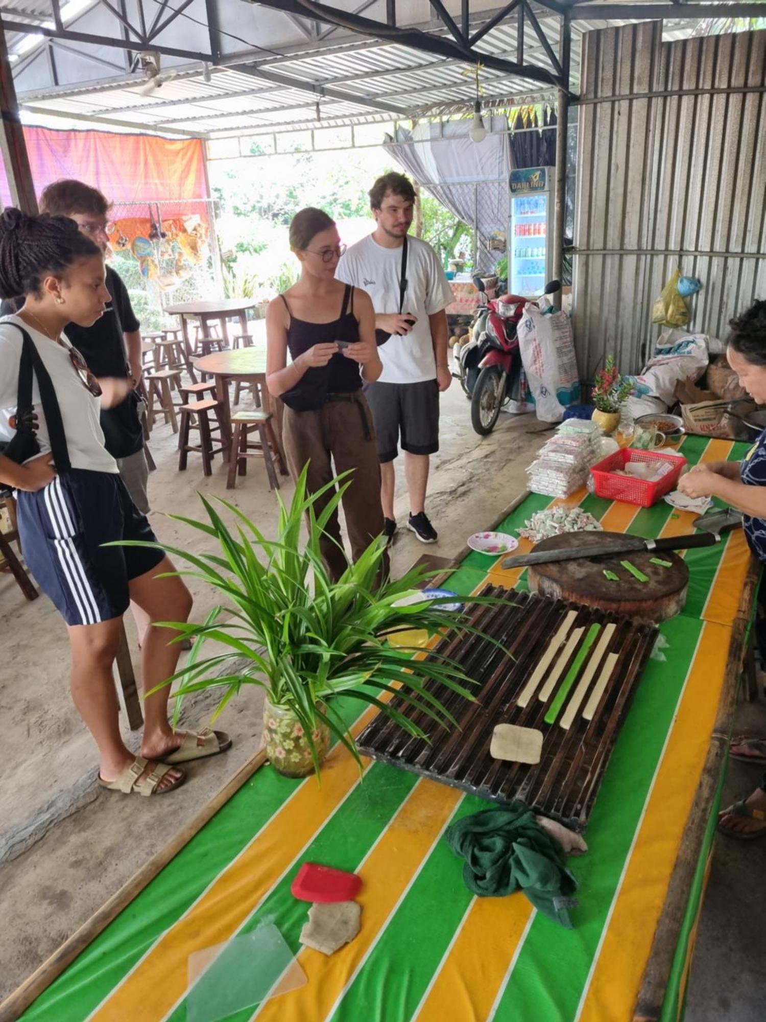 Homestay Nam Ham Luong Ben Tre Eksteriør billede